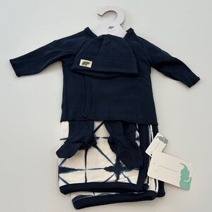 Navy Organic Shibori Cuddle Box Gift Set